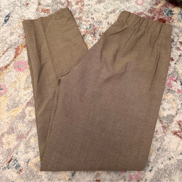 Woman Tan Pants - Picture 1 of 4